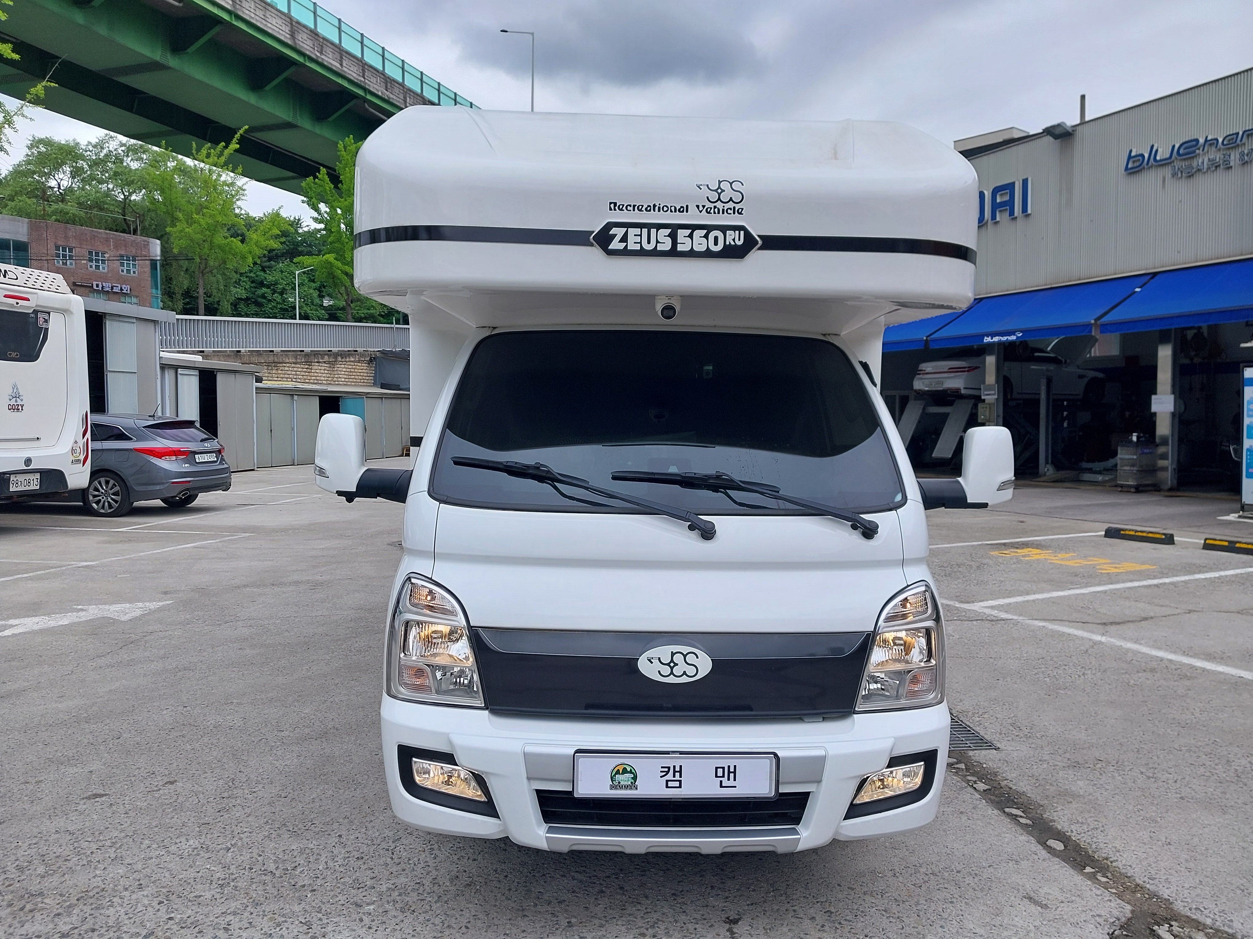 [가격인하]예스알브이캠핑카/ 제우스560 / 22년11월식 / 20,000km 판매합니다!